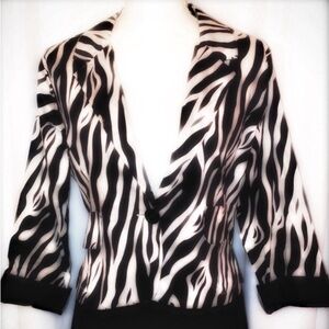VOICE Blazer Jacket Vintage Zebra Print Cropped Length in Black Cream Size Large